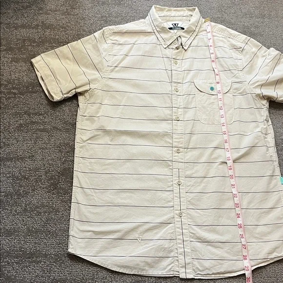 Vissla Men’s Cream Striped Casual Short Sleeve Button Down Shirt Size L - Picture 7 of 9